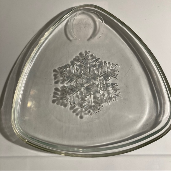 VTG Indiana Glass Atomic Snowflake Snack Plates (2 - Picture 5 of 8